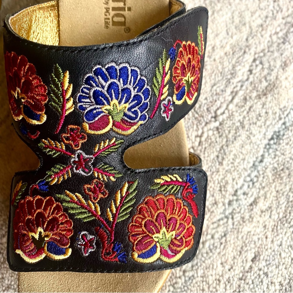 NIB NEW Alegria by PG Lite Linn Black Needles and Pins Embroidered Wedge Sandals - Picture 10 of 14